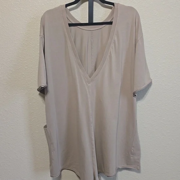 NWT FP Movement Hot Shot Romper Tee. Large - Picture 9 of 12